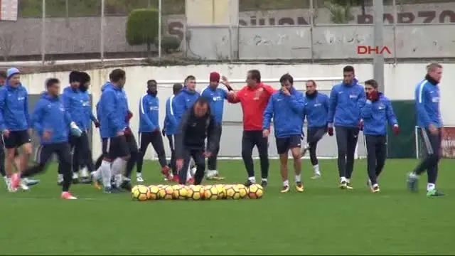 Trabzonspor'da Neşeli Antrenman Trabzonspor'da Neşeli Antrenman