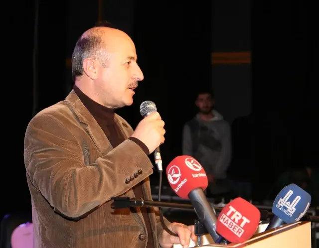 Büyükşehir Türkü Paşa Raci Alkır'ı Andı Büyükşehir Türkü Paşa Raci Alkır'ı Andı