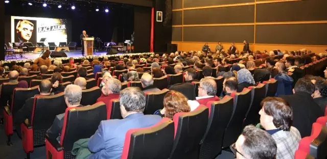 Büyükşehir Türkü Paşa Raci Alkır'ı Andı Büyükşehir Türkü Paşa Raci Alkır'ı Andı
