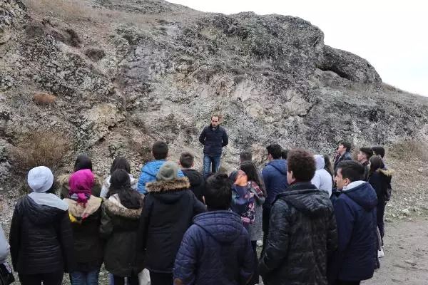 Fay Hattı Üzerinde Deprem Dersi