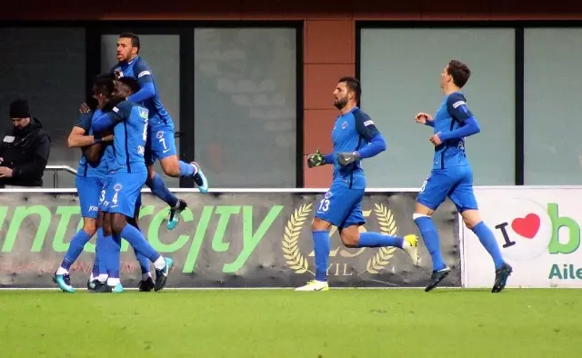 Süper Lig: Kasımpaşa: 1 - Medipol Başakşehir: 1 (İlk Yarı)