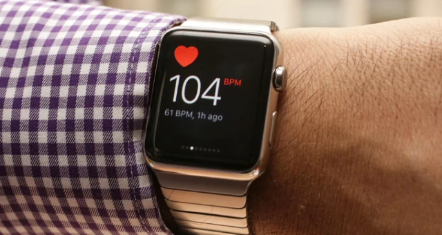 Yeni Apple Watch, Kalp Krizini Önceden Haber Verebilecek