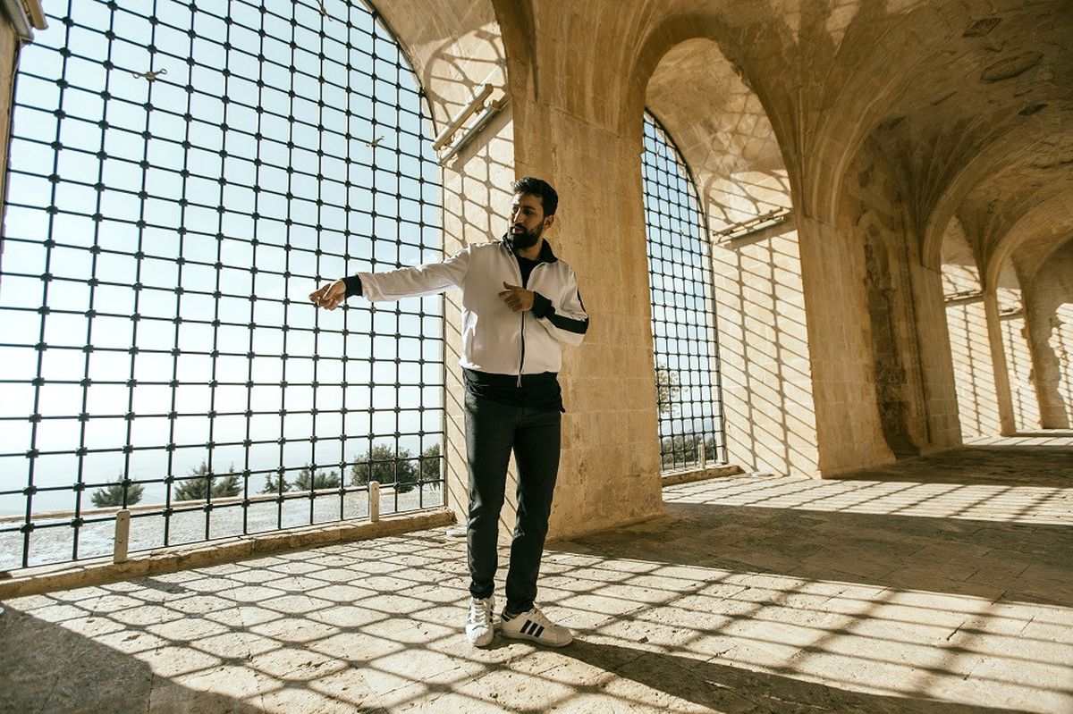 Burak King'den Yeni Single 'Yanıyoruz'