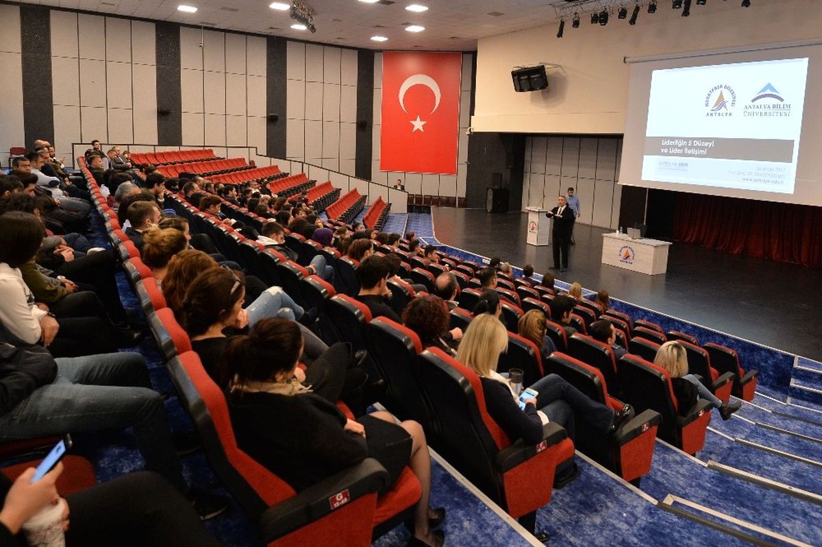 Muratpaşa Personeline İletişim ve Liderlik Eğitimi