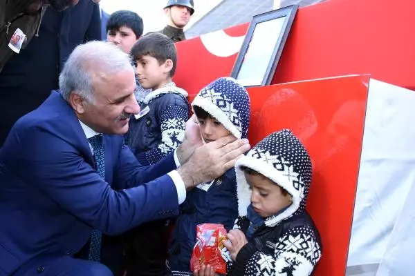 Şehit Er, Van'da Toprağa Verildi Şehit Er, Van'da Toprağa Verildi