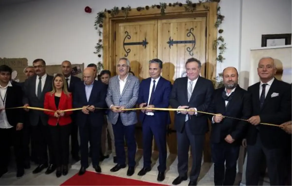 Türkiye'nin İlk Felsefe Oditoryumu Antalya'da Açıldı