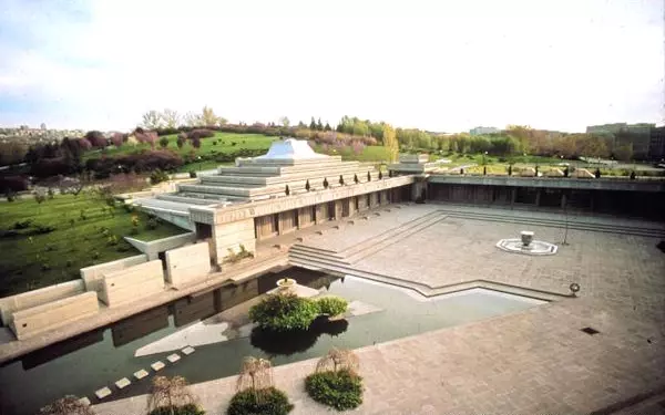 15 Temmuz'da Hasar Gören TBMM Camii Taşınıyor