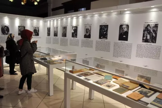 Mehmet Akif Ersoy'un Kişisel Eşyaları Bu Sergide