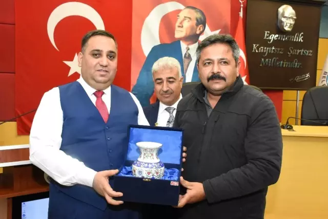 Tarsus Belediyesi'nde Toplu İş Sözleşme Sevinci Tarsus Belediyesi'nde Toplu İş Sözleşme Sevinci