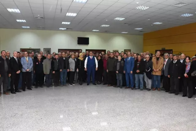 Tarsus Belediyesi'nde Toplu İş Sözleşme Sevinci Tarsus Belediyesi'nde Toplu İş Sözleşme Sevinci
