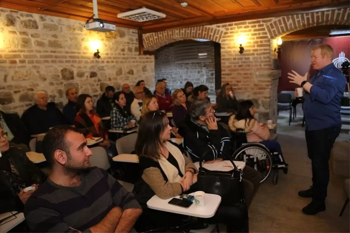Edirne Akademi'de 'Etik' Dersi