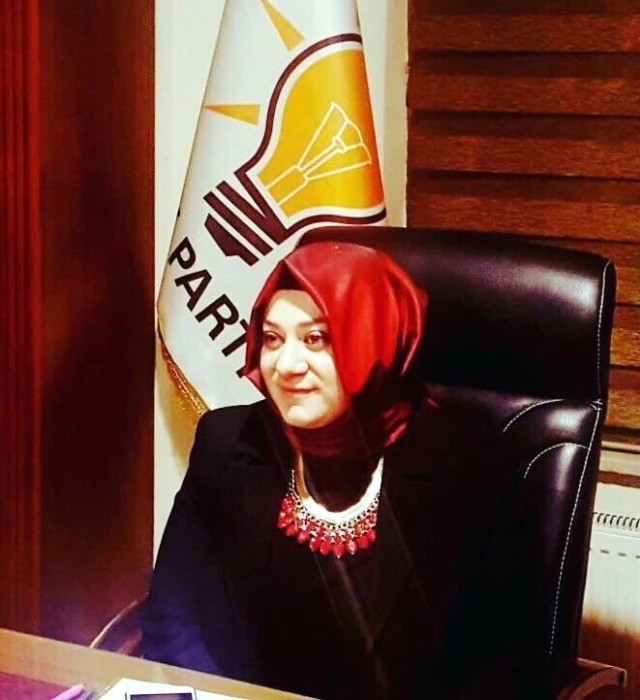 AK Parti Erzurum Kadın Kolları Başkanı Hilal Demir İstifa Etti