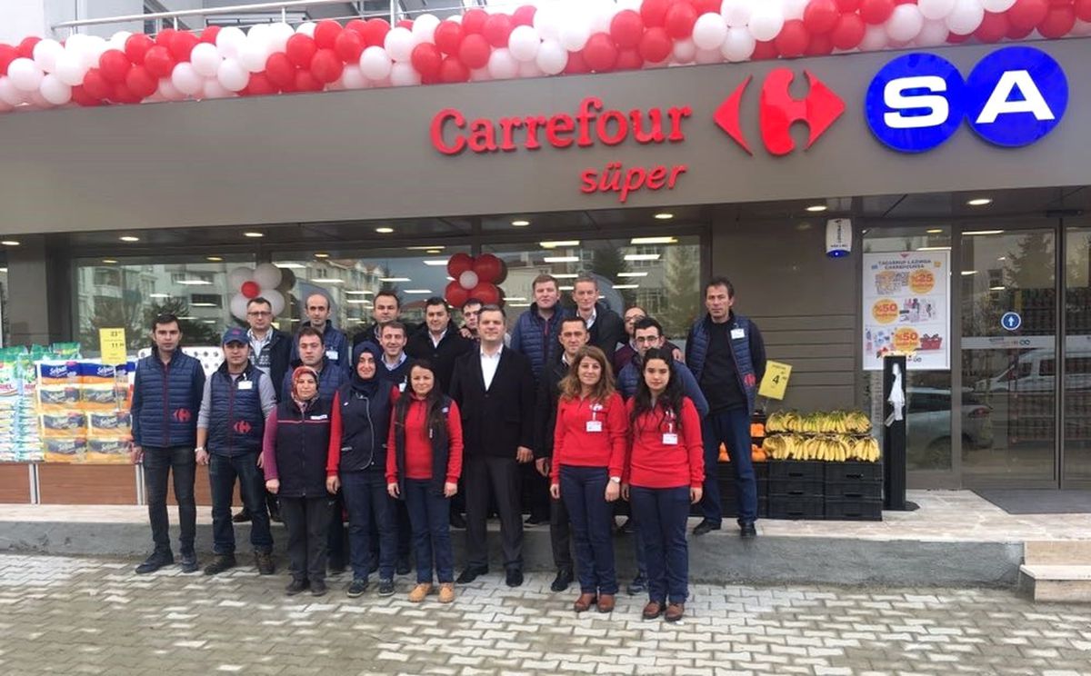 Altı Yeni Market ile Yeni Yıla 'Merhaba' Dediler
