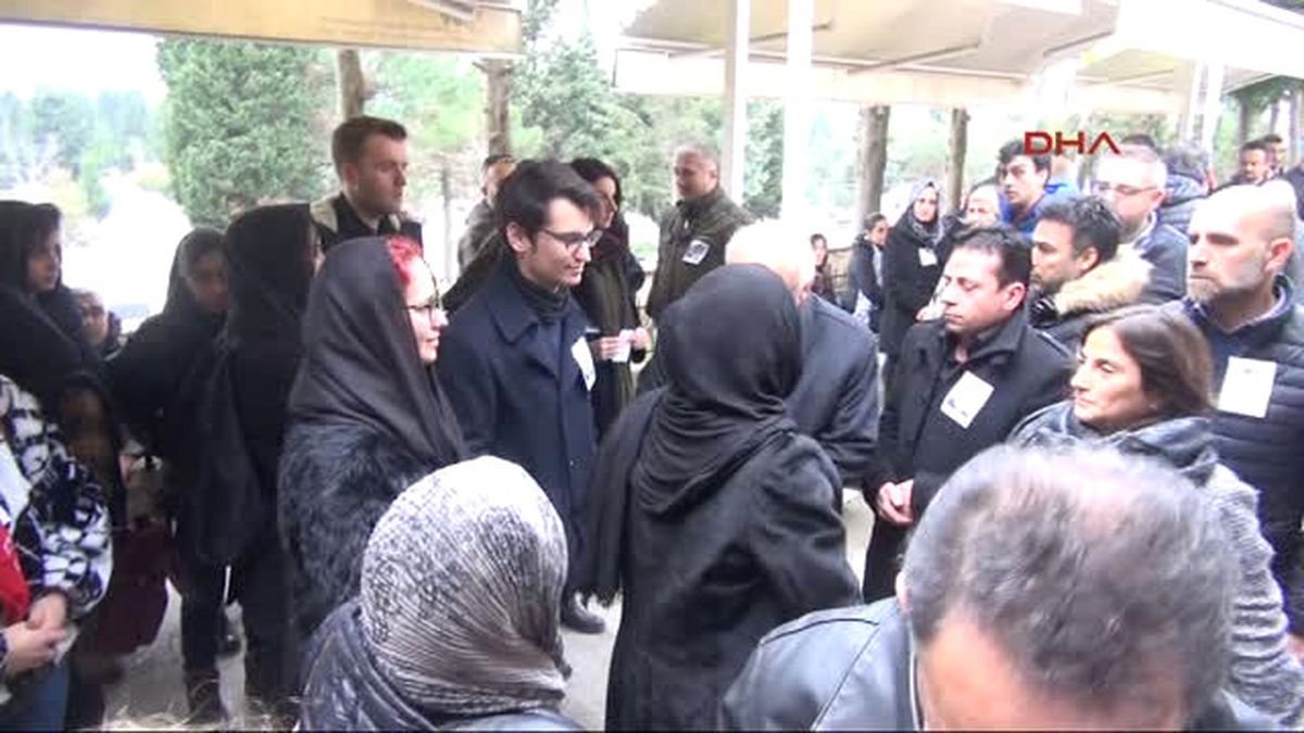 Ünlü Yönetmen Mustafa Mayadağ Son Yolculuğuna Uğurlandı