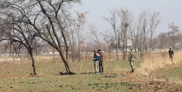 Arkadaşını Silahla Yaraladıktan Sonra İntihar Etti