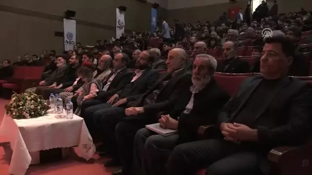 Batman'da 'Mekke'nin Fethi ve Kudüs Gecesi' Etkinliği Batman'da 'Mekke'nin Fethi ve Kudüs Gecesi' Etkinliği