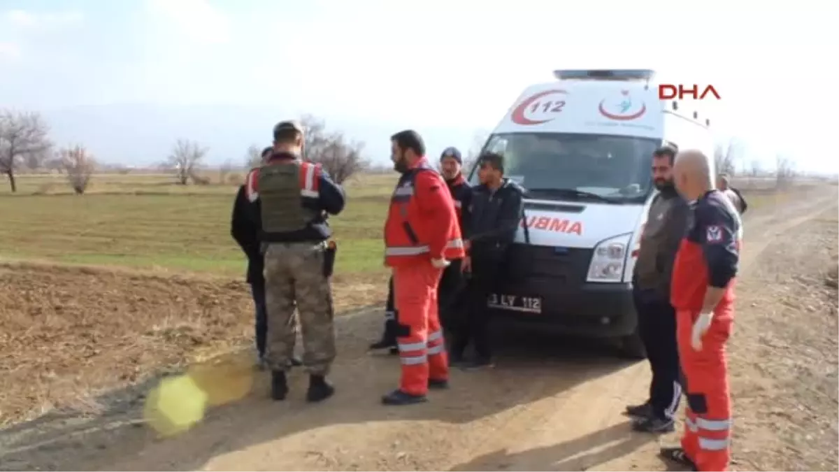 Burdur Arkadaşını Yaraladıktan Sonra İntihar Etti