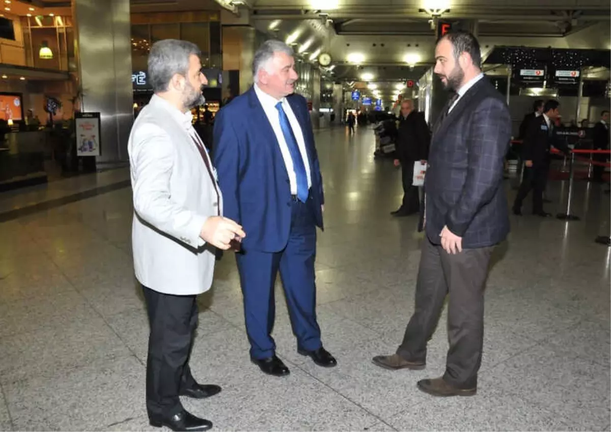 2017'nin Son Yolcusu ile 2018'in İlk Yolcusuna THY'den Bilet Jesti