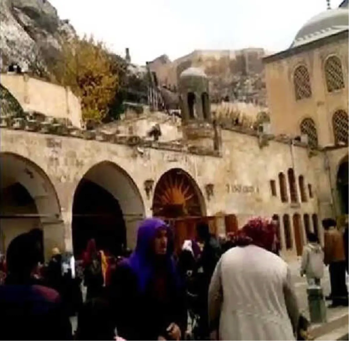 Kalede Fotoğraf İçin Poz Veren Genç, 20 Metreden Yere Çakılarak Hayatını Kaybetti