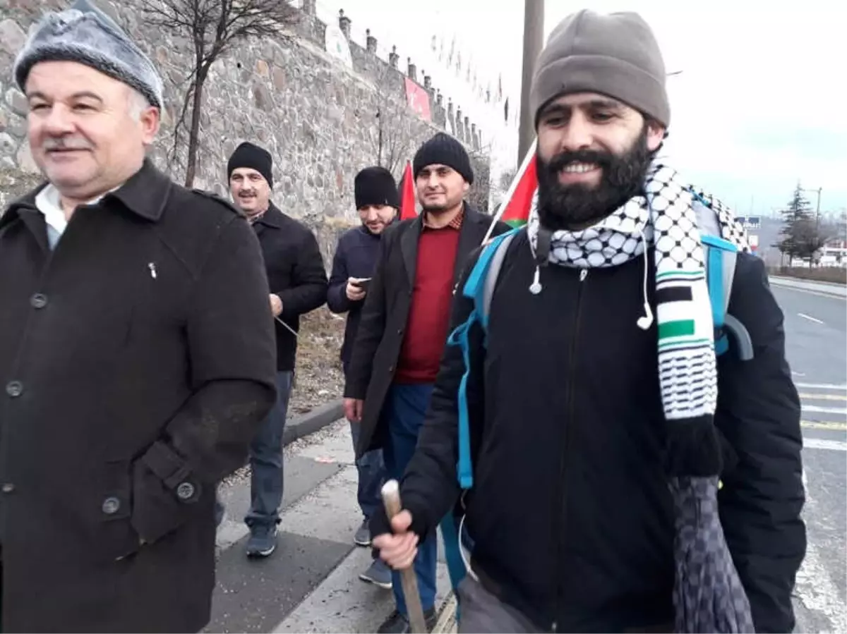 Kudüs İçin Yola Çıktı