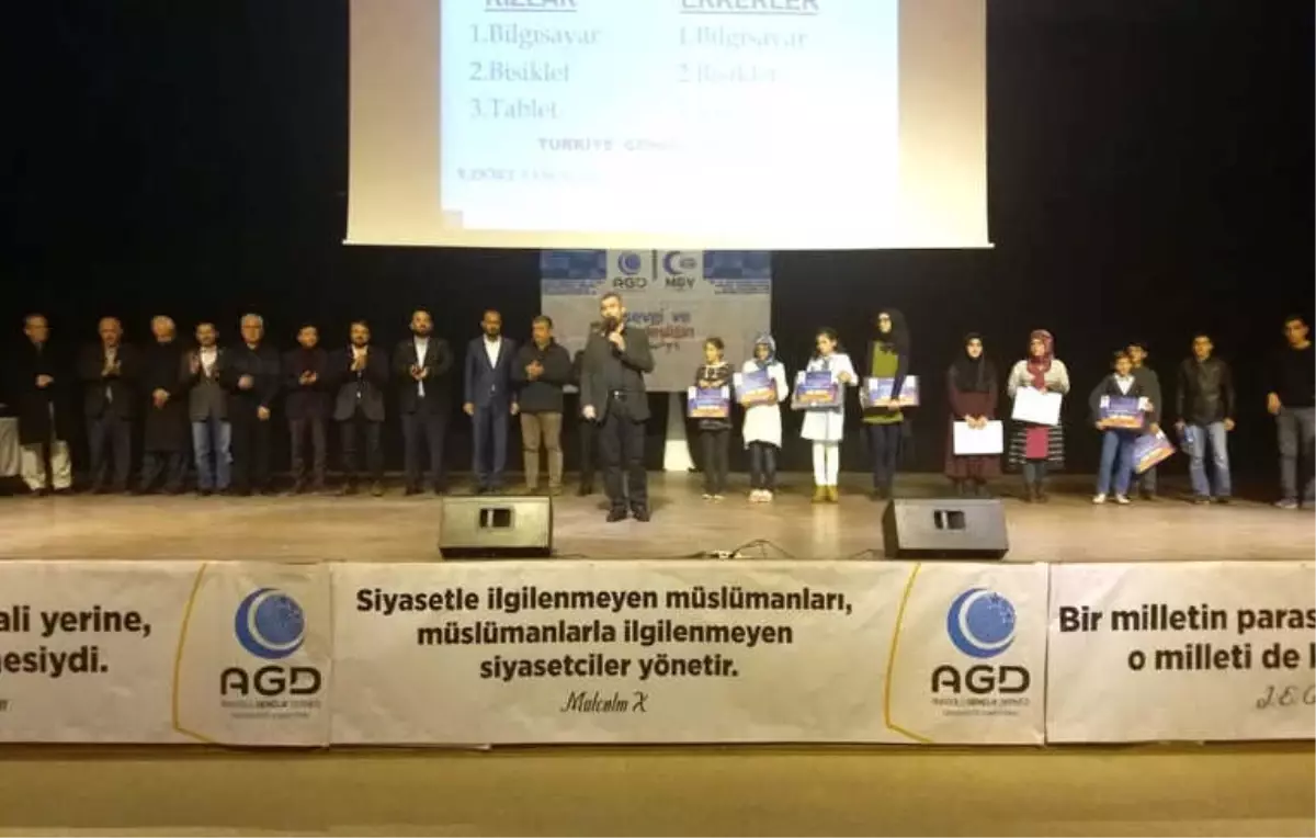 Mekke'nin Fethi ve Kudüs Gecesi Düzenlendi