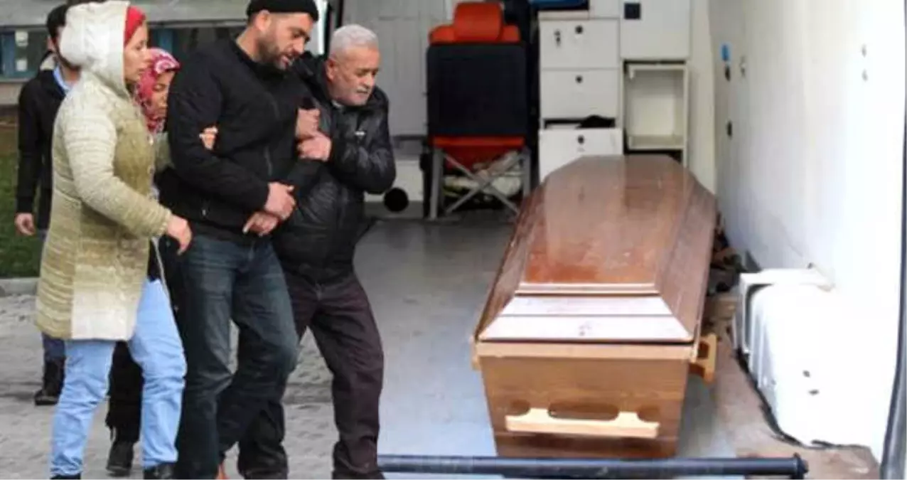 Öğrenci Evinde Erkek Arkadaşı Tarafından Öldürülen Genç Kızın Babası Sözleriyle Yürek Dağladı