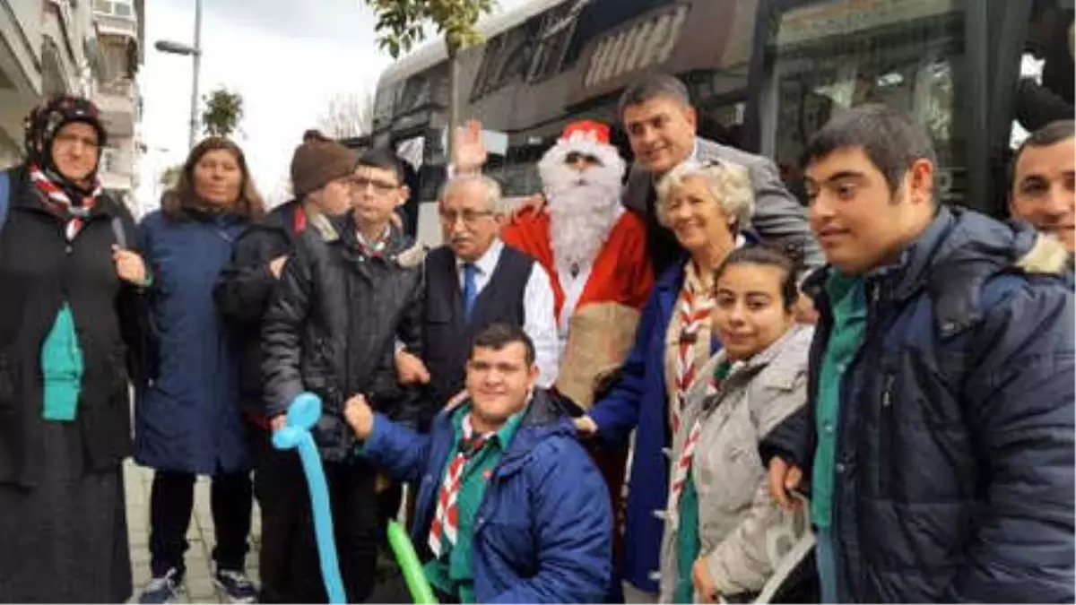 Özel İnsanların' Yeni Yıl Coşkusu