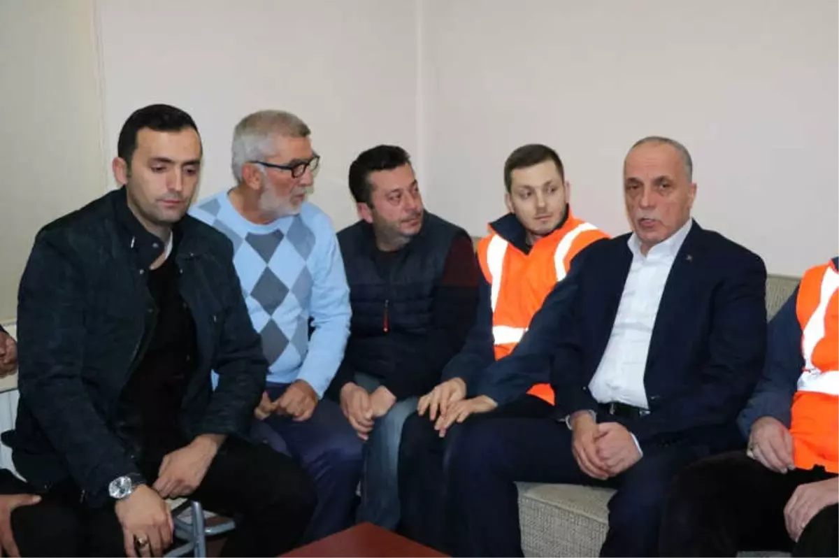 Türk-İş Genel Başkanı Ergün Atalay 2018'e İşçilerle Birlikte Girdi