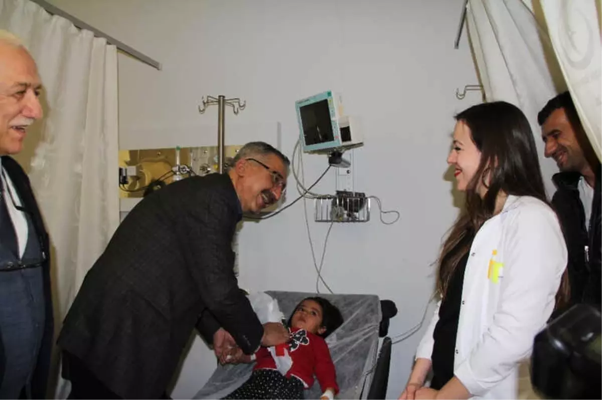 Vali Kılıç, Polis ve Askerlerin Yeni Yılını Kutladı