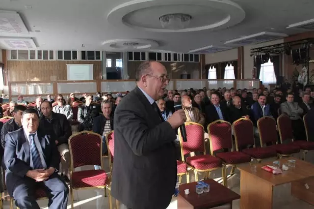 AK Parti Yerel Buluşmalar Toplantısı' Altıntaş'ta Yapıldı AK Parti Yerel Buluşmalar Toplantısı' Altıntaş'ta Yapıldı