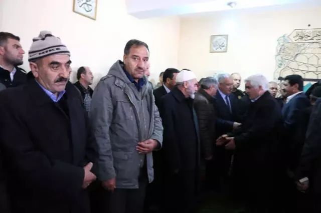 Varto'da 5 Yıllık Kan Davası Barışla Sonuçlandı Varto'da 5 Yıllık Kan Davası Barışla Sonuçlandı