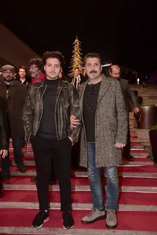 Arif V 216'ya Görkemli Gala Arif V 216'ya Görkemli Gala