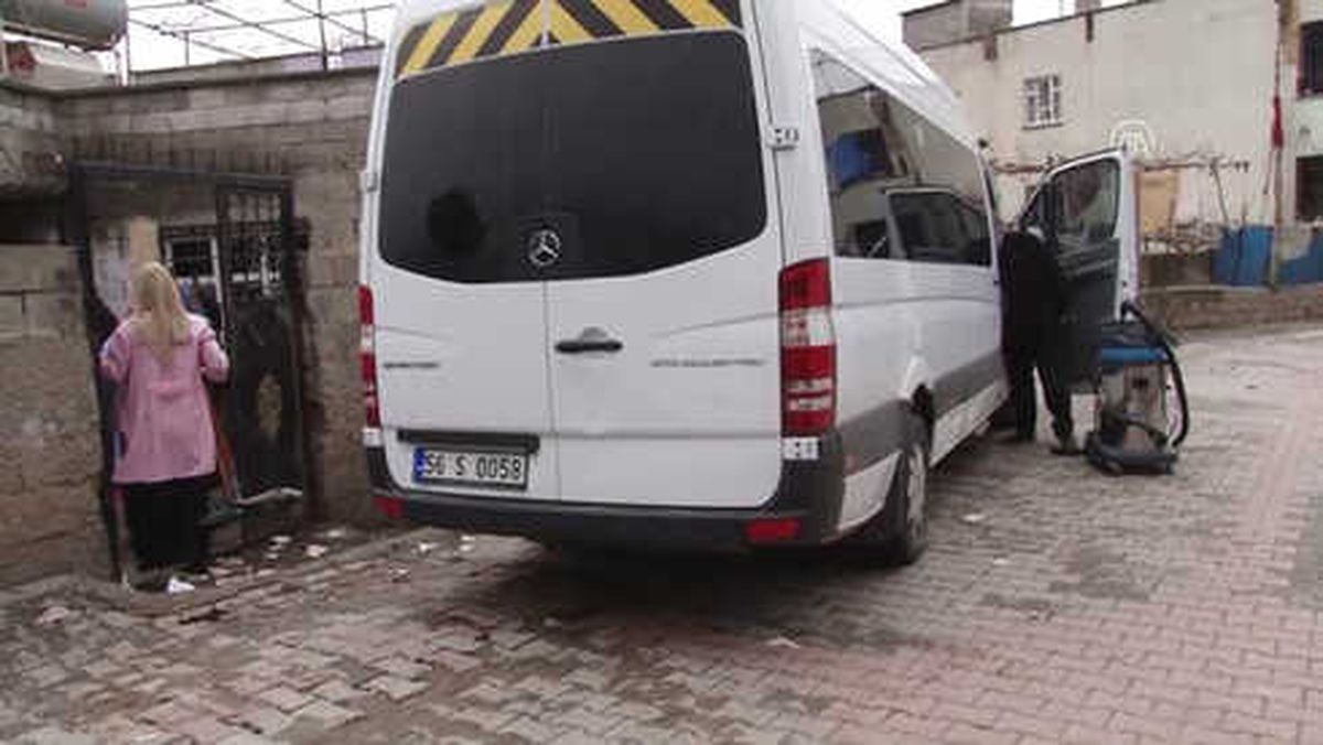 Siirt'te Muhtaç Aileye Yardım Eli