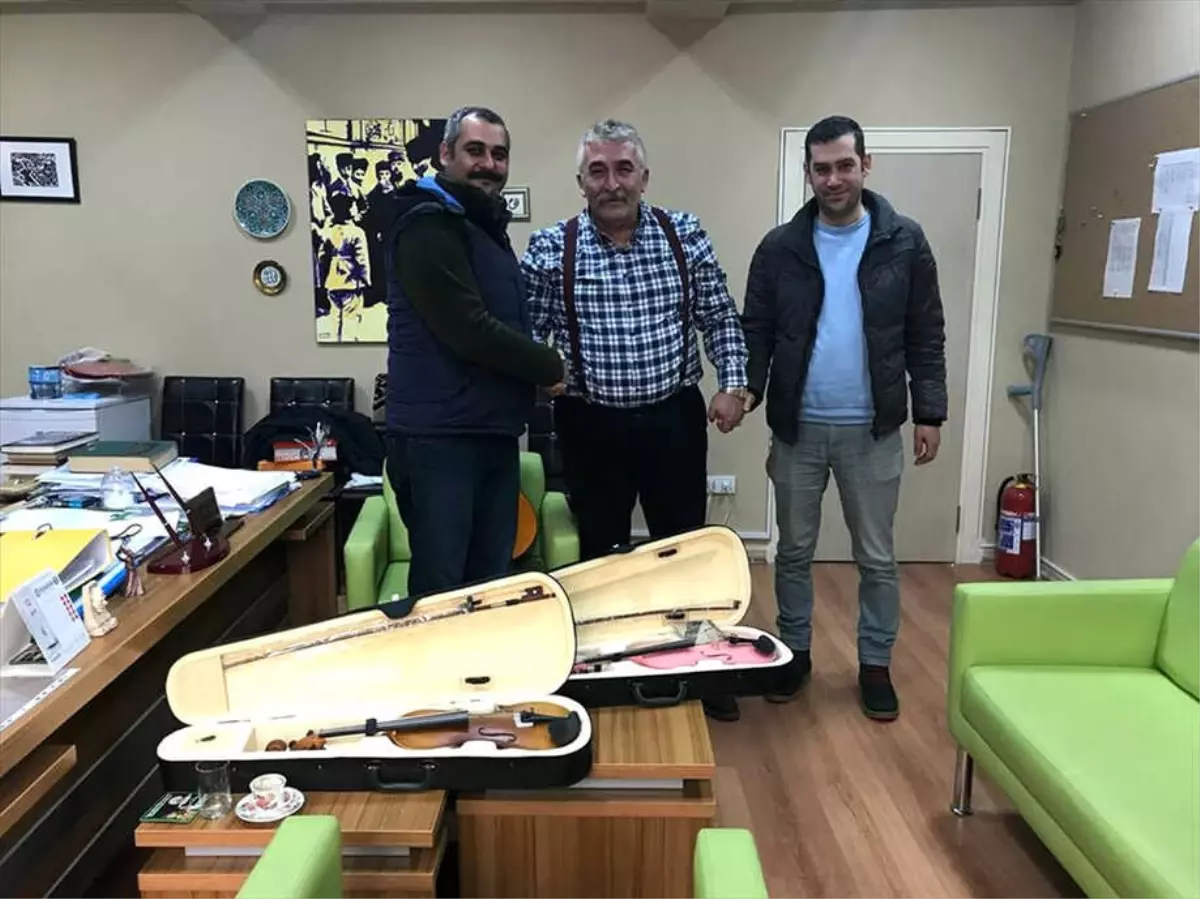 Müzik Sınıfı Kampanyasına Destek