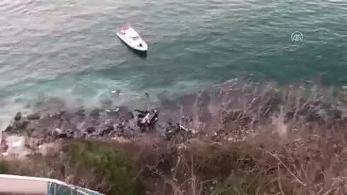 Sarıyer'de Denize Düşen Otomobilin Sürücüsü Öldü Sarıyer'de Denize Düşen Otomobilin Sürücüsü Öldü