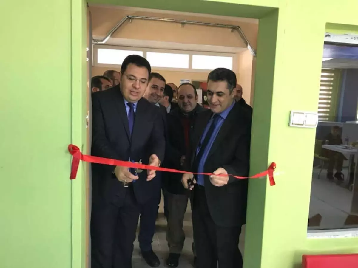 Bahçesaray'da Okul ve Kütüphane Açılışı
