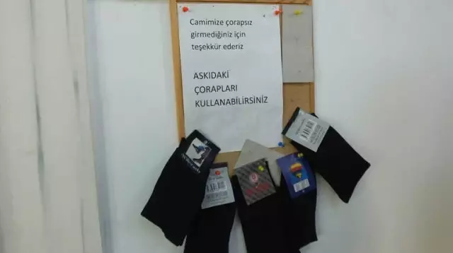 Gömeç'te Askıda Çorap