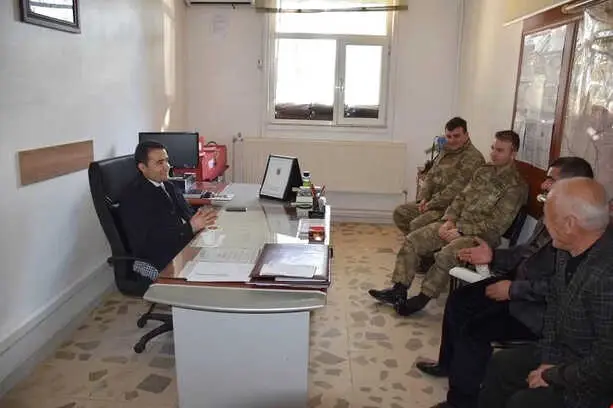 Kaymakam Bilici, Asker ve Öğrencilerle Bir Araya Geldi Kaymakam Bilici, Asker ve Öğrencilerle Bir Araya Geldi