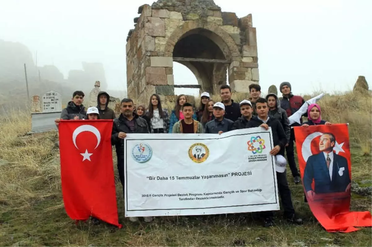 Bir Daha 15 Temmuz'lar Yaşanmasın' Filminin Çekimleri Devam Ediyor