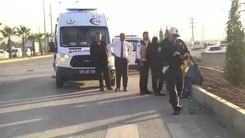 Öğrenci Servisleri Çarpıştı: 9 Yaralı