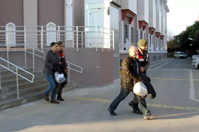 Yunanistan'a Kaçmaya Çalışan Fetö Üyeleri Yakalandı Yunanistan'a Kaçmaya Çalışan Fetö Üyeleri Yakalandı