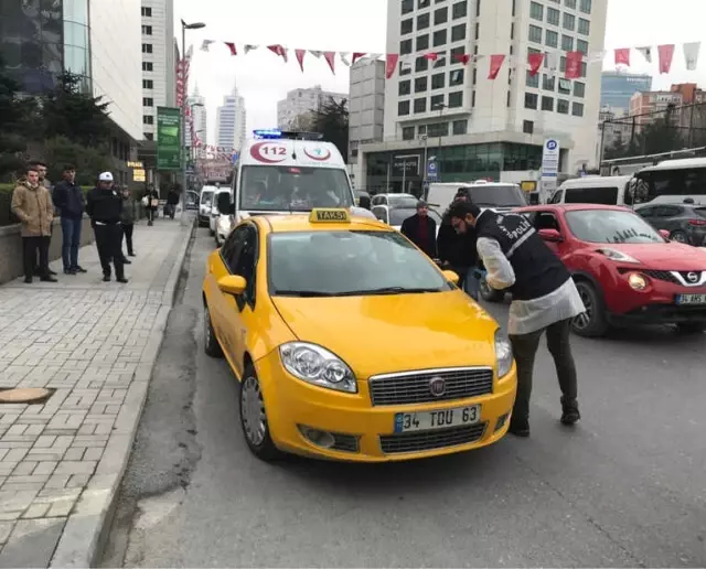 Beşiktaş'ta Taksi Şoförü Ölü Bulundu Beşiktaş'ta Taksi Şoförü Ölü Bulundu