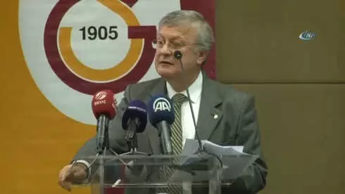 Dursun Özbek'ten 'Paşa Gönlün' Tepkisi Dursun Özbek'ten 'Paşa Gönlün' Tepkisi