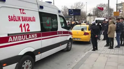 Taksi Şoförü Aracında Ölü Bulundu Taksi Şoförü Aracında Ölü Bulundu