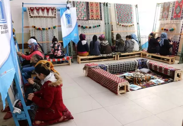 Tarihi Van Kilimleri Tuşba Belediyesiyle Hayat Bulacak Tarihi Van Kilimleri Tuşba Belediyesiyle Hayat Bulacak