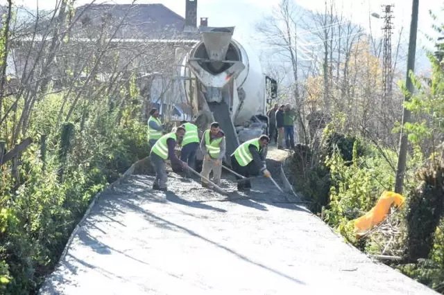 Altınordu'da Mahalleler Beton Yola Kavuşuyor
