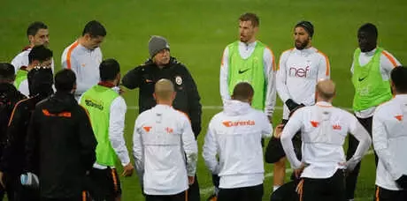 Galatasaray'da Hazırlıklar Sürüyor
