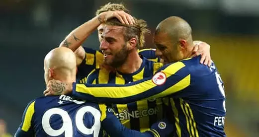 Fenerbahçe, Yiğithan Güveli'yi Sparta Rotterdam'a Kiraladı