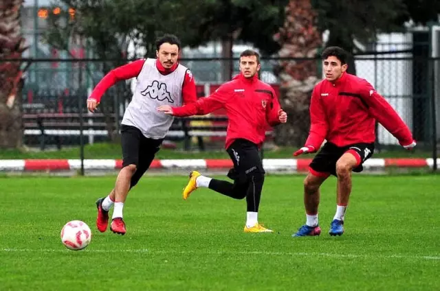Tanju Çolak'tan Samsunspor'a Başkanlık Açıklaması Tanju Çolak'tan Samsunspor'a Başkanlık Açıklaması