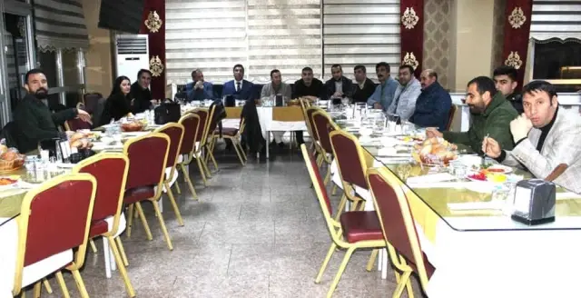 Abb Gazeteciler Gününü Kutladı